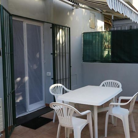 Karina, To The Beach With Terrace And Private Parking 萨沃纳 外观 照片