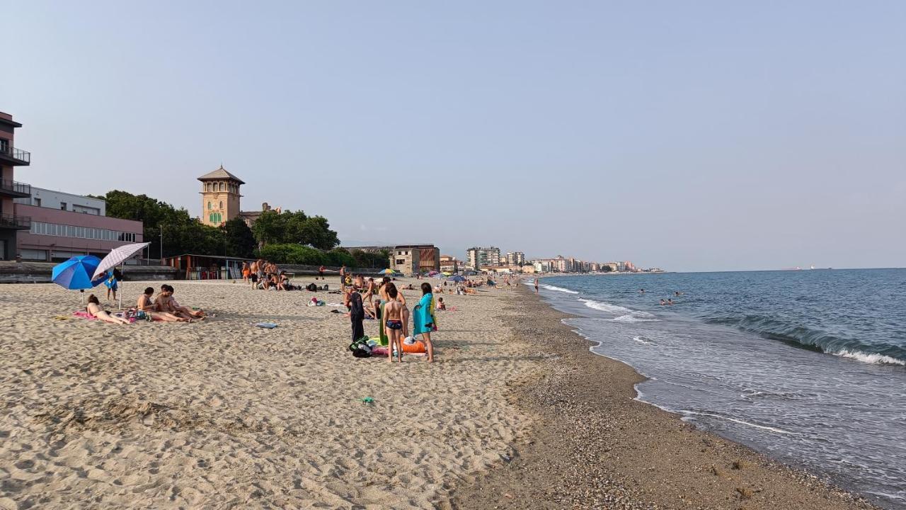 Karina, To The Beach With Terrace And Private Parking 萨沃纳 外观 照片